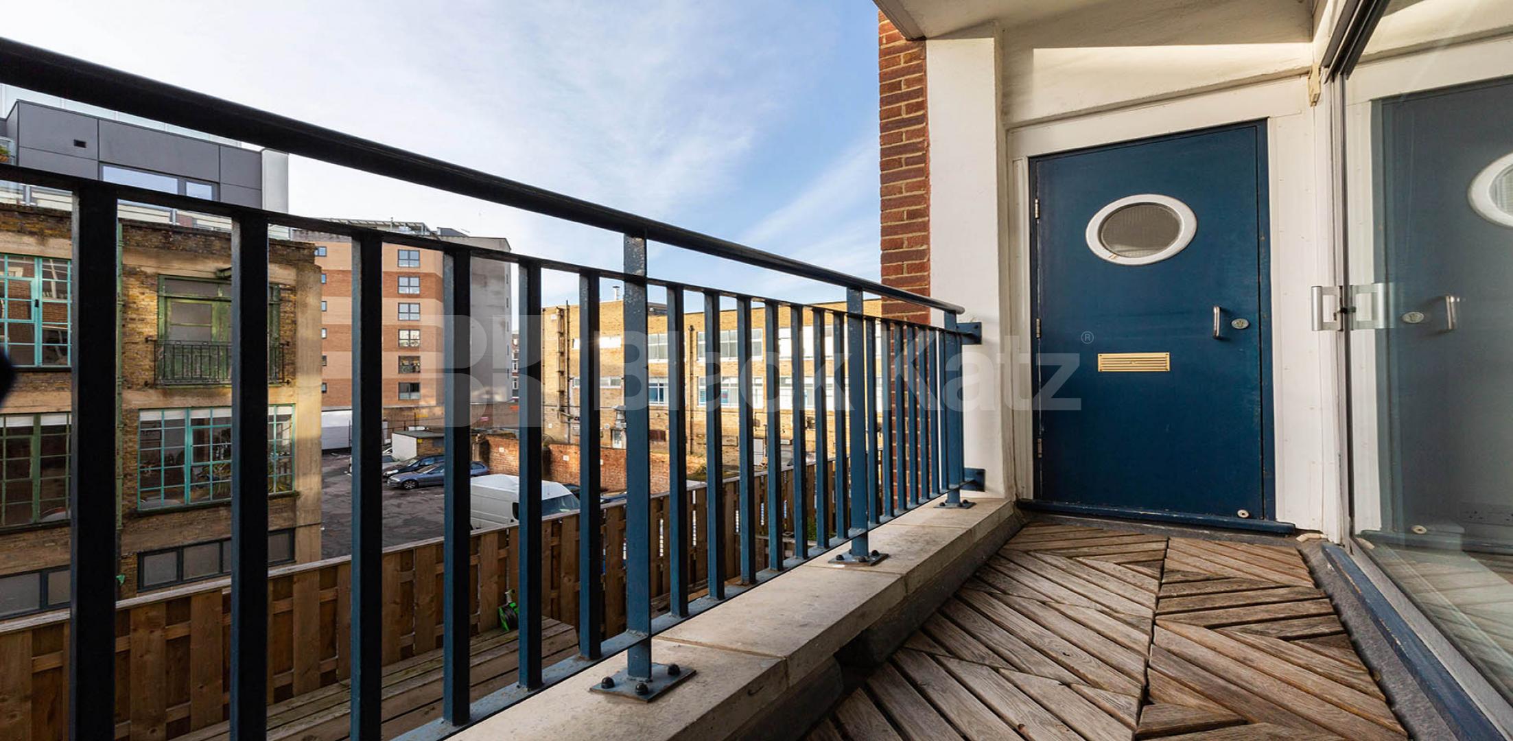 			2 Bedroom, 1 bath, 1 reception Apartment			 GROVE HOUSE-TUDOR ROAD, HACKNEY / LONDON FEILDS 